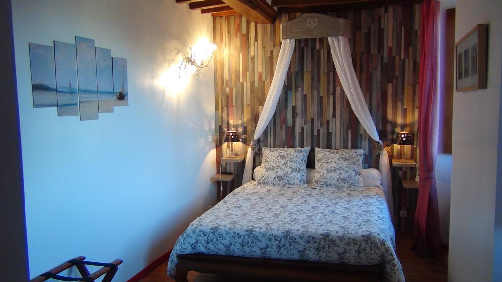 Le Clos Des Tilleuls La Vendelée Extérieur photo
